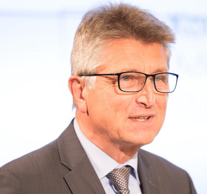 Matthias Engelsberger Alter, Partner, Kinder, Eltern, Vermögen