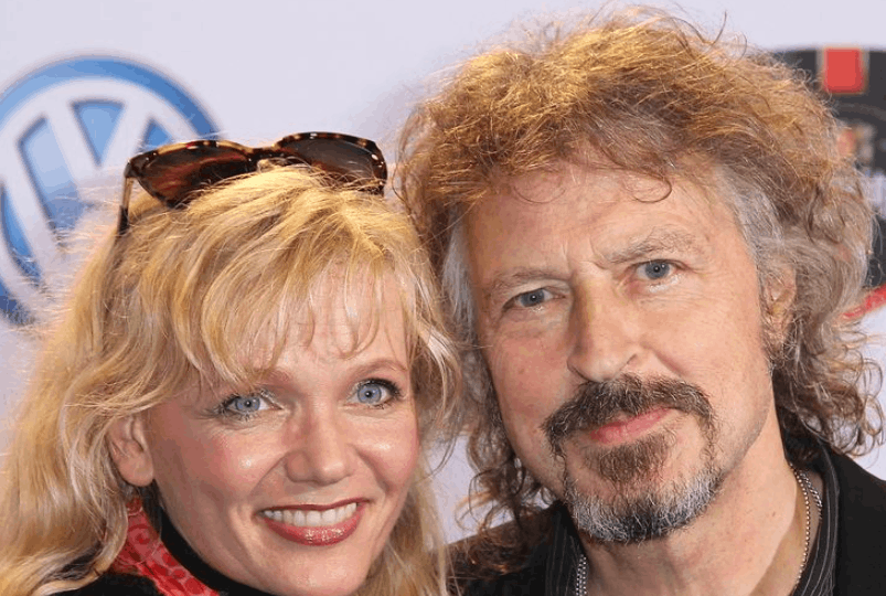 Tina Niedecken Alter, Größe, Vermögen, Kinder, Partner, Eltern Tina Niedecken Alter, Größe, Vermögen, Kinder, Partner, Eltern